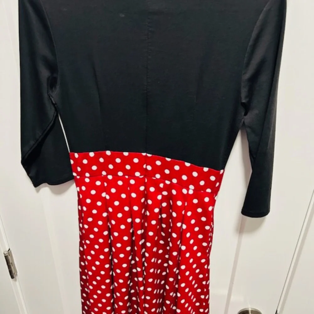 Yathon women’s casual party dress with pockets, red and black, size small - Picture 3 of 4